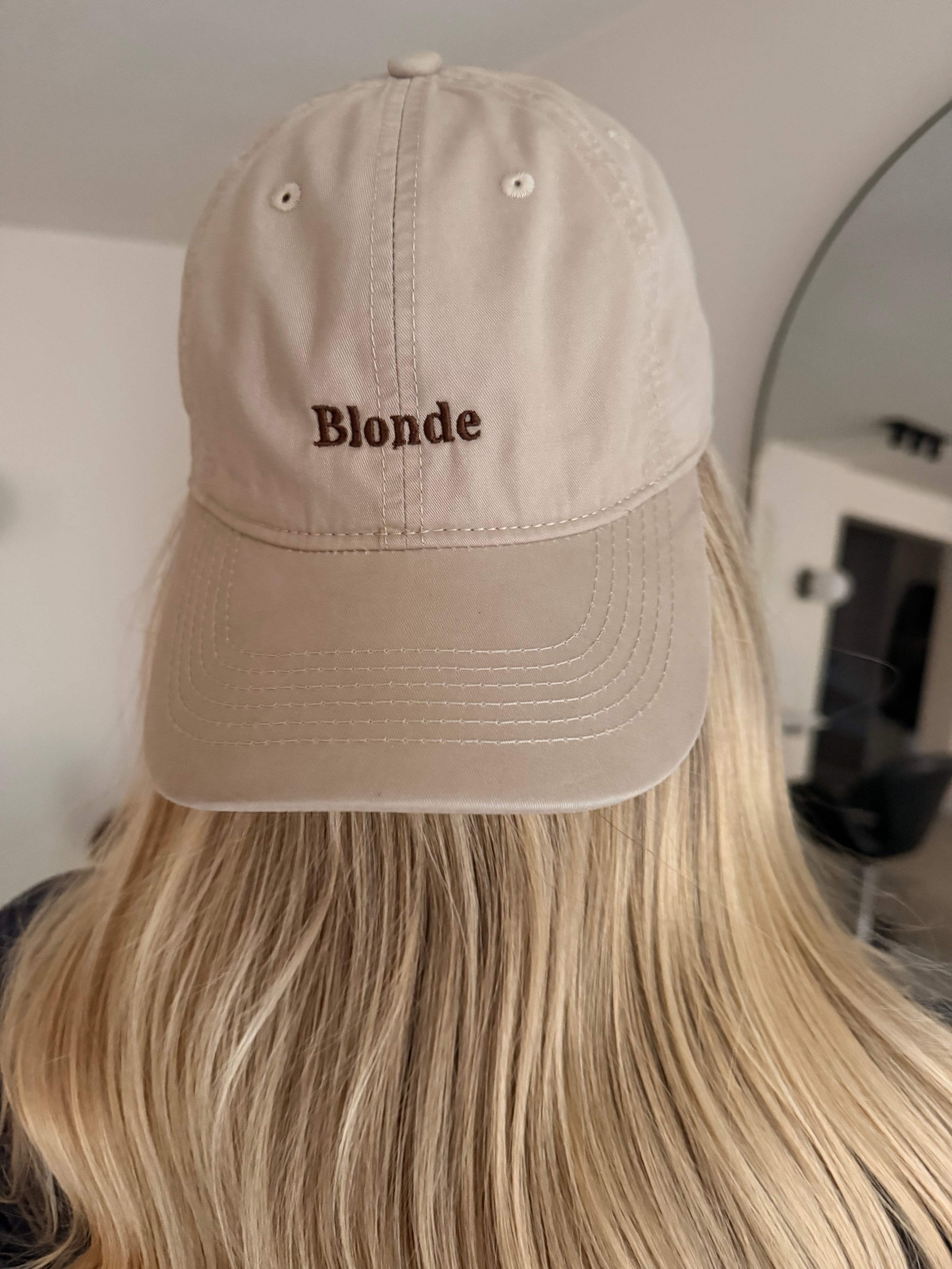 Blonde La Casquette