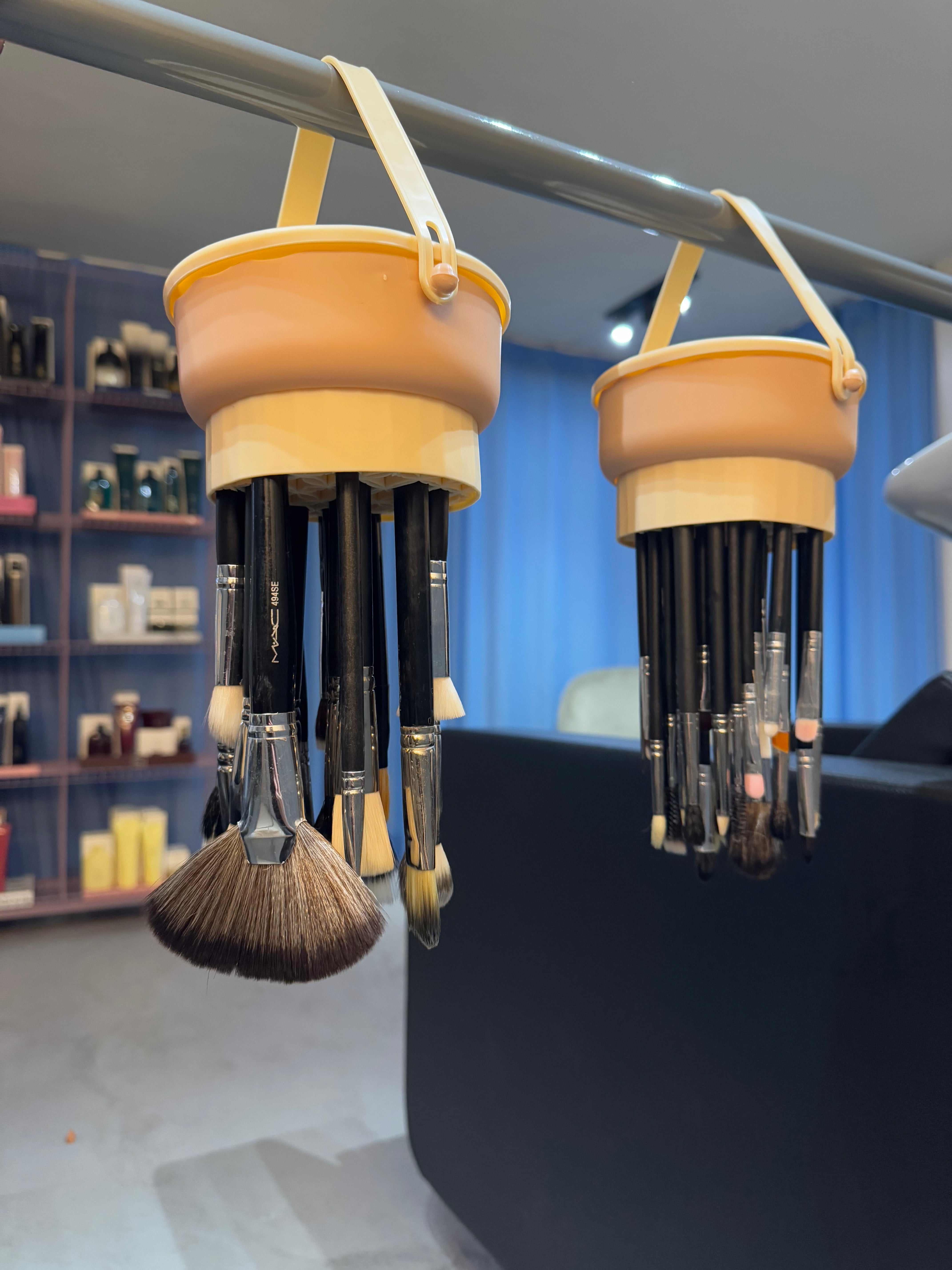 Makeup brush Cleaner