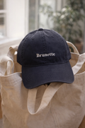 Brunette La Casquette